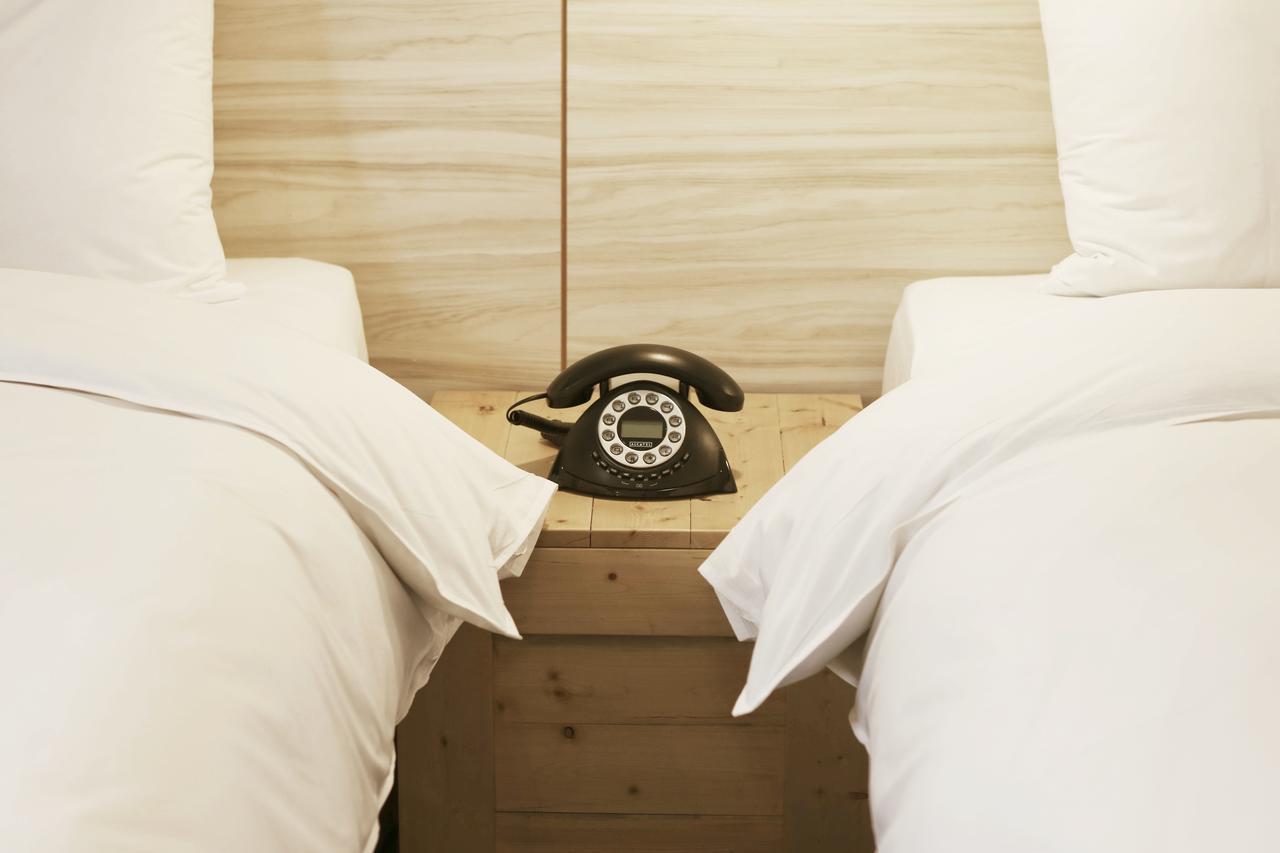 Pinestone Inn Цзянь Экстерьер фото