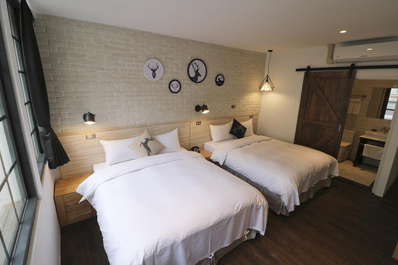 Pinestone Inn Цзянь Экстерьер фото