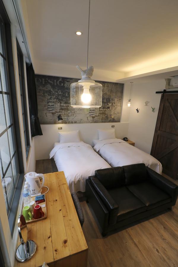 Pinestone Inn Цзянь Экстерьер фото